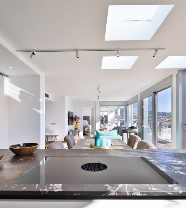 Resa Estates Ibiza te koop penthouse Marina botafoch for sale Ibiza kitchen dining .jpeg